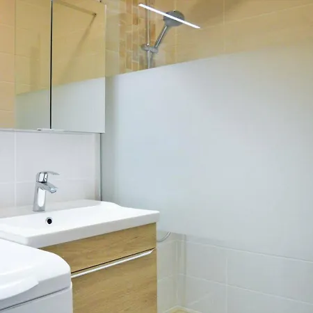 : T2 Avec 4 Couchages, Terrasse, Parking En Option, Animaux Admis - Fr-1-251-212 לה לבאנדו