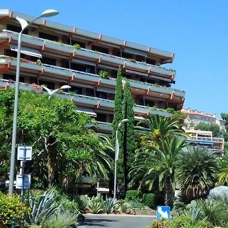 شقة : T2 Avec 4 Couchages, Terrasse, Parking En Option, Animaux Admis - Fr-1-251-212 *